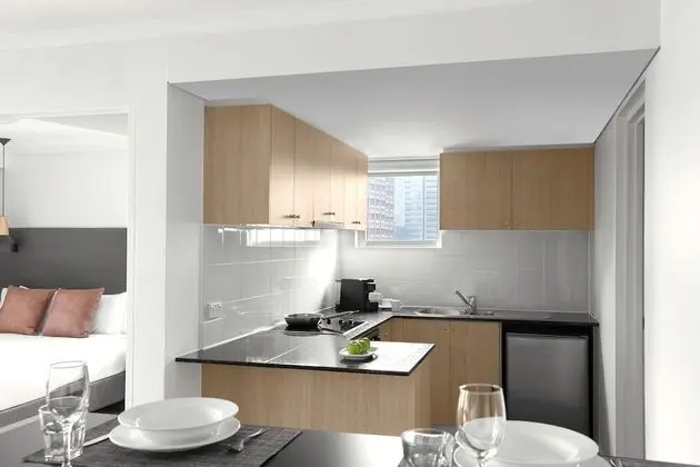 Apart Daire, 1 Büyük (Queen) Boy Yatak ve Çekyat (Weekly Housekeeping)