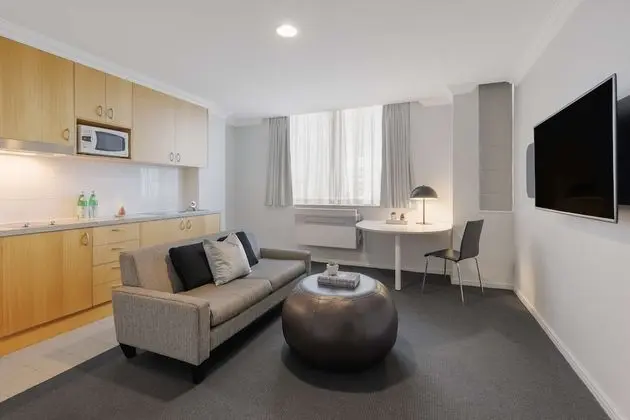 Executive Stüdyo, Şehir Manzaralı