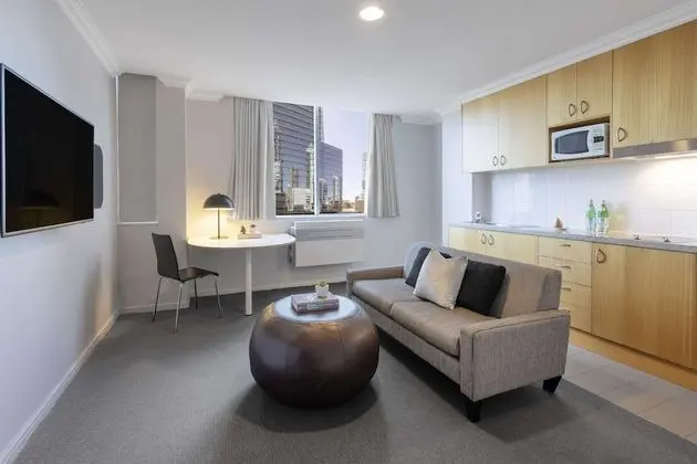Executive Stüdyo, Şehir Manzaralı