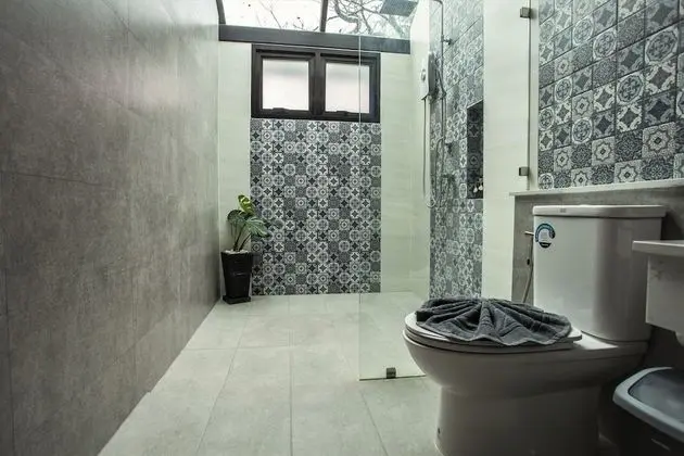 Deluxe Tek Büyük Yataklı Oda, Bahçe Manzaralı