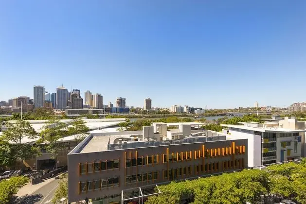 Stüdyo, Şehir Manzaralı