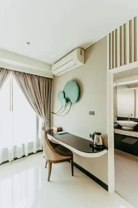 Superior king bed