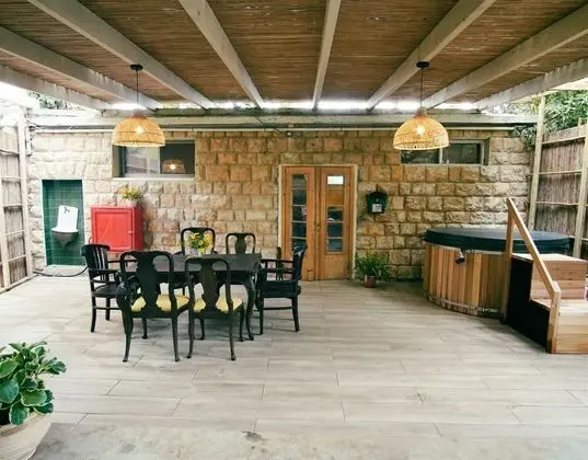 Villa (2 people)