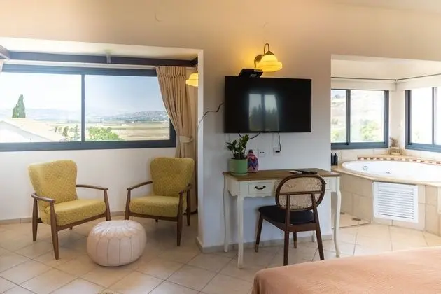 Deluxe Tek Büyük Yataklı Oda