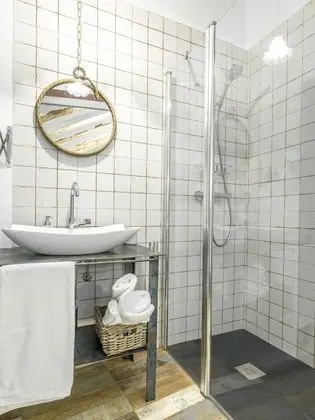 Tek Büyük Yataklı Oda (Piedra Ballesteros)