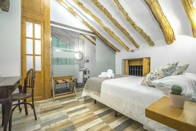 Tek Büyük Yataklı Oda (Piedra Ballesteros)