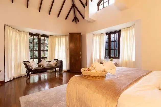 Luxury Tek Büyük Yataklı Oda