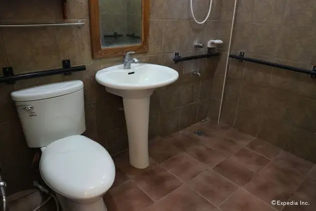 Deluxe Tek Büyük Yataklı Oda, Bahçe Manzaralı