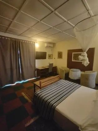 Deluxe Tek Büyük Yataklı Oda, 1 Çift Kişilik Yatak, Sigara İçilmez, Banyolu/Duşlu