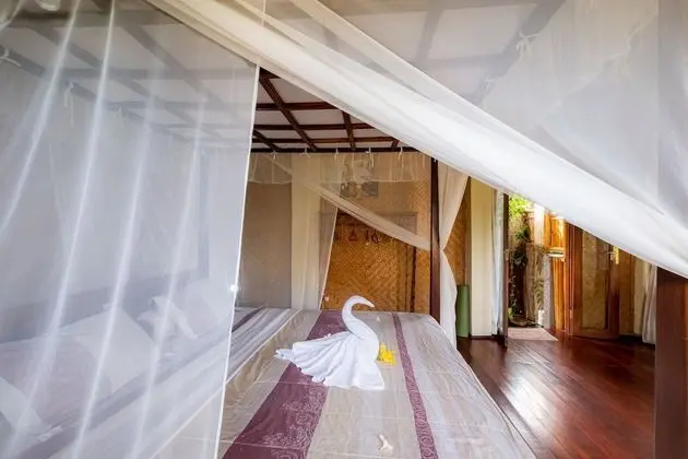 Büyük Yataklı Tek Kişilik Oda (Villa Bambu Kura-Kura)