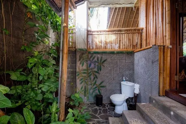 Büyük Yataklı Tek Kişilik Oda (Villa Bambu Kura-Kura)