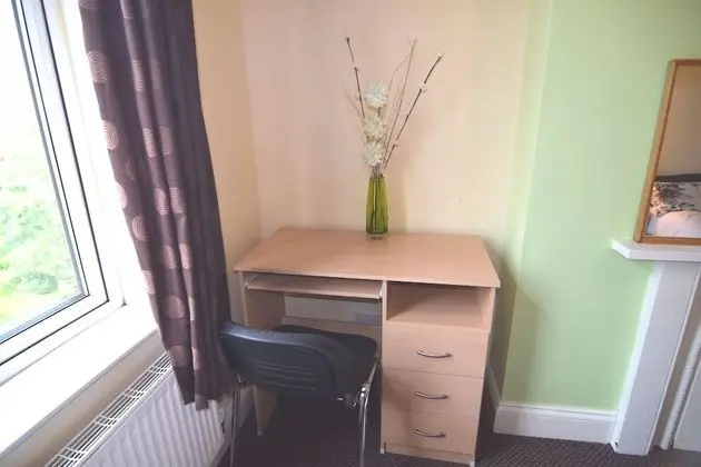 Dört Kişilik Oda, Ortak Banyo (U3)