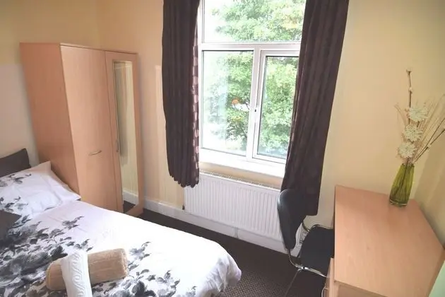 Dört Kişilik Oda, Ortak Banyo (U3)