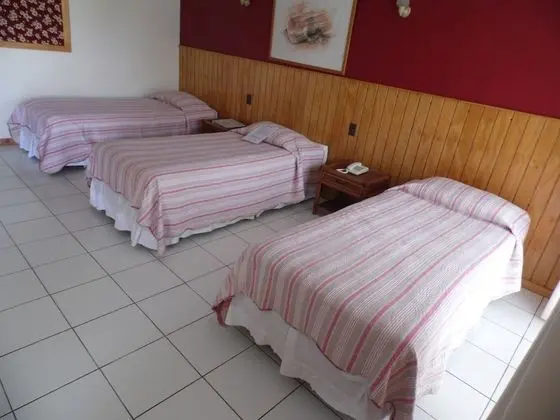 Üç Kişilik Oda