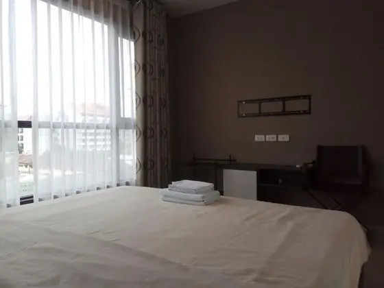 Middle Sea View Room