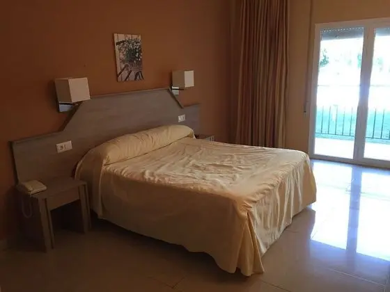 Tek Büyük Yataklı Oda