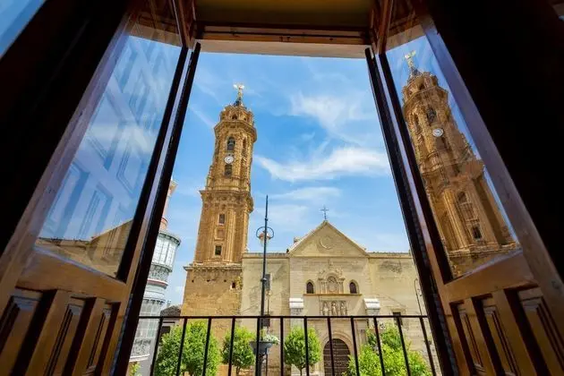 Superior Tek Büyük veya İki Ayrı Yataklı Oda