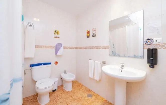 Tek Büyük veya İki Ayrı Yataklı Oda