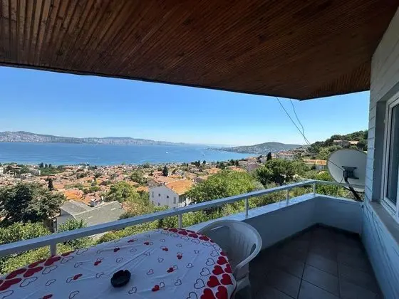 Standart Oda, Deniz Manzaralı, Balkonlu