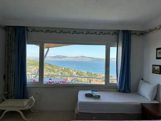 Standart Oda, Deniz Manzaralı, Balkonlu