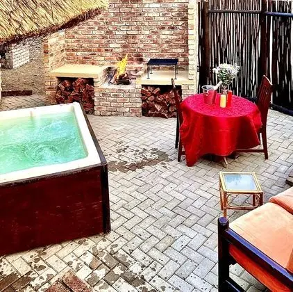 Standard Chalet (3)