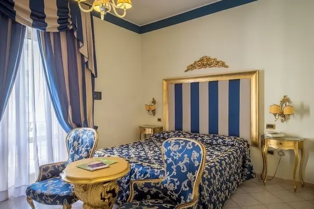 Tek Büyük veya İki Ayrı Yataklı Oda (Spa Access)