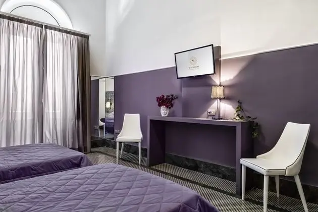 Luxury Oda, Balkon