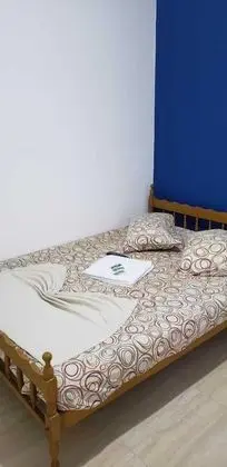 Traditional Tek Büyük Yataklı Oda