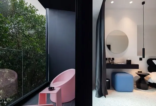 Essential Room