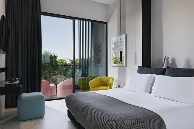 Iconic Room