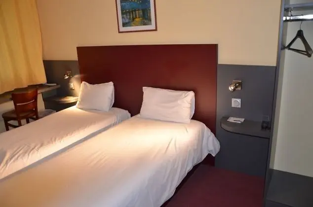 Standard Üç Kişilik Oda, 3 Tek Kişilik Yatak