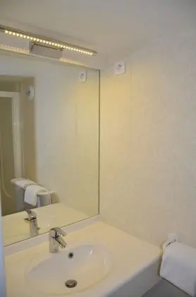 Standard Üç Kişilik Oda, 3 Tek Kişilik Yatak