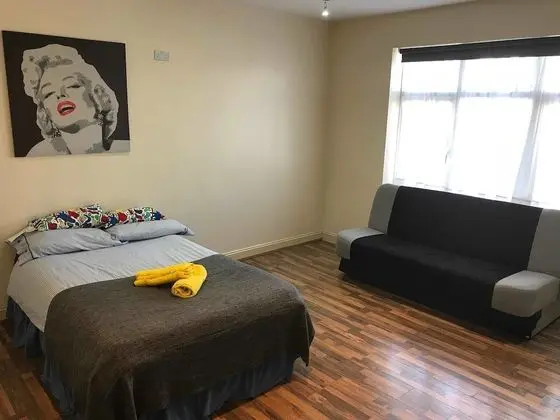 Basic Ortak Ranzalı Oda, Sadece kadınlar için