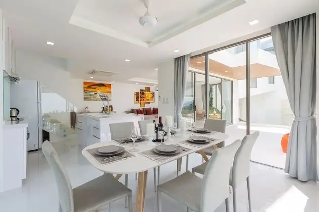 3 Bedrooms Villa with Seaview