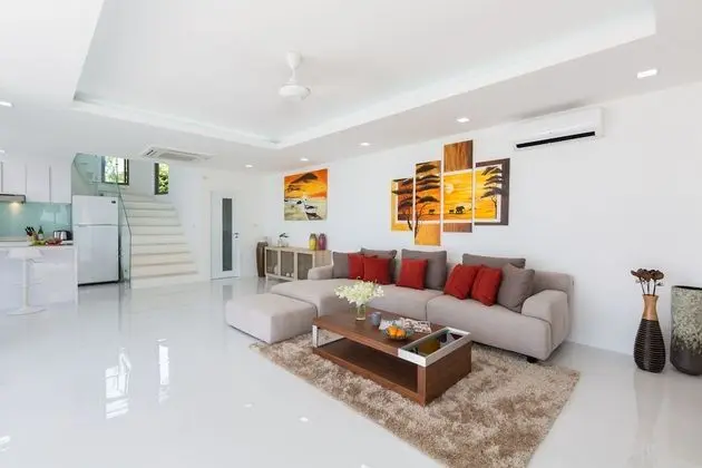 3 Bedrooms Villa with Seaview
