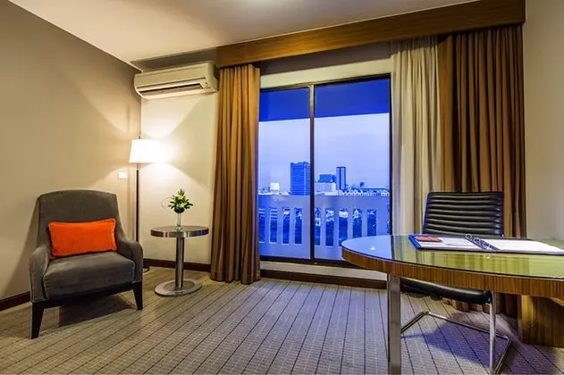 Premier Room