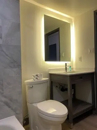 Deluxe King Room Ground Floor