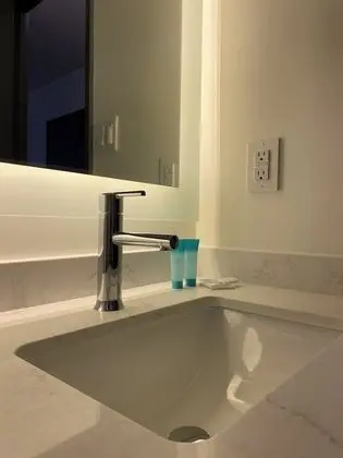 Deluxe King Room Ground Floor