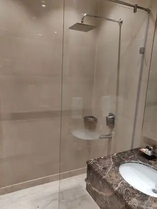 Deluxe Tek Büyük Yataklı Oda, 1 Yatak Odası, Sigara İçilebilir, Şehir Manzaralı
