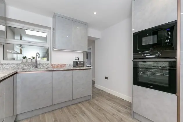 Deluxe Apart Daire, Banyolu/Duşlu, Bahçe Manzaralı (Ground Floor)