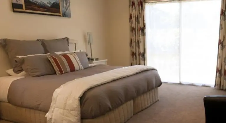 Suit Premier King Bed