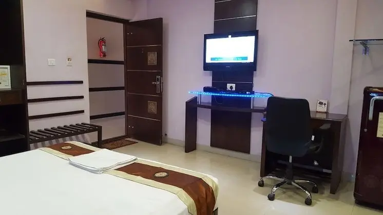 Deluxe Stüdyo Süit, 1 Büyük (Queen) Boy Yatak, Engellilere Uygun, Küçük Mutfak