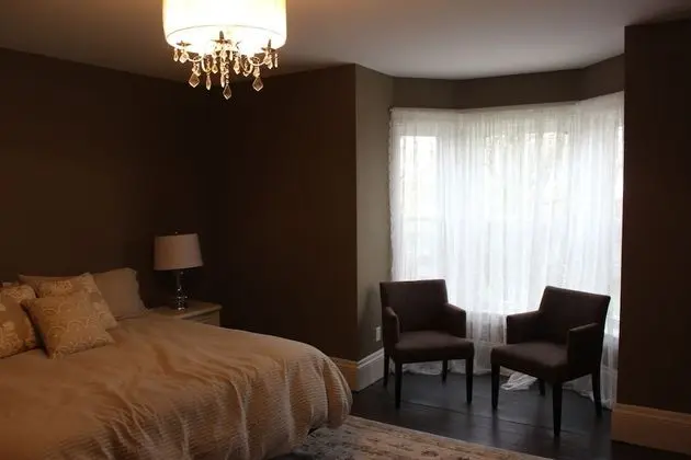 Luxury Tek Büyük Yataklı Oda
