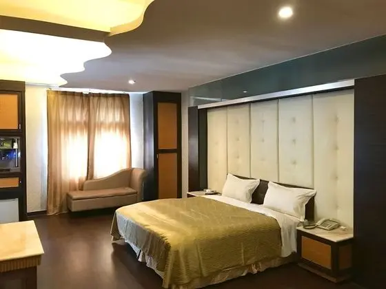 Comfort Tek Büyük Yataklı Oda