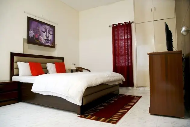 Deluxe Tek Büyük veya İki Ayrı Yataklı Oda, 1 En Büyük (King) Boy Yatak, Sigara İçilebilir