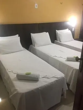Üç Kişilik Oda