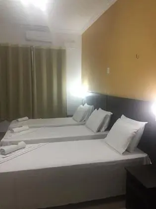 Üç Kişilik Oda