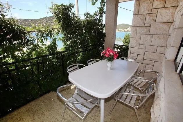 Apart Daire (Mar - 10m from the sea - A1(5+1))