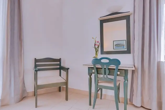 Üç Kişilik Oda