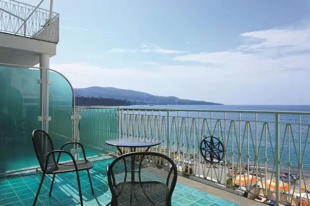 Süit, Balkon, Deniz Manzaralı